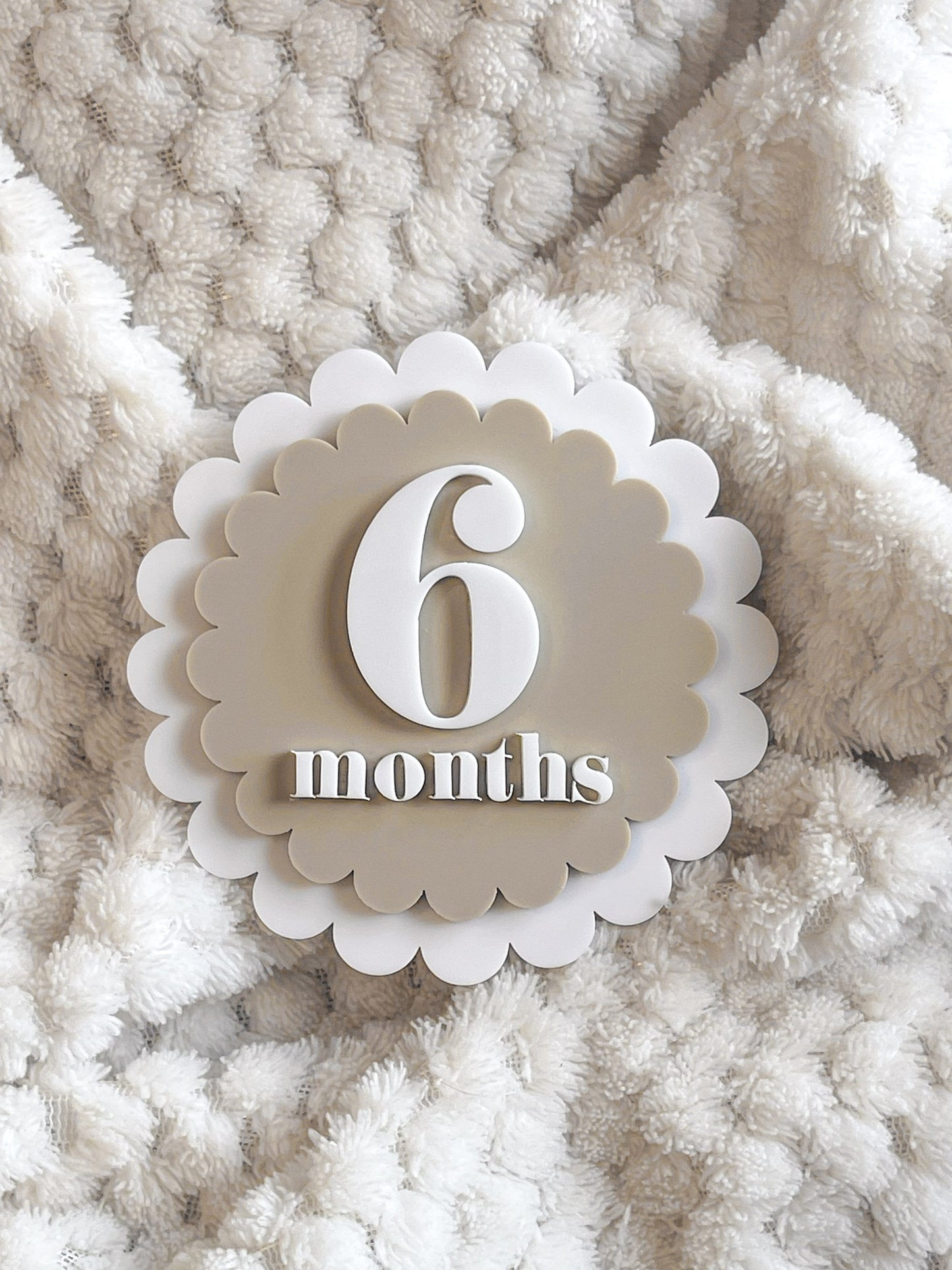 Scalloped Interchangeable Monthly Baby Milestone Plaques | Baby Photo | Baby Shower Gift | Acrylic